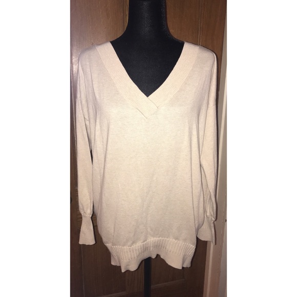 Victoria's Secret Sweaters - Ultra Soft Victoria’s Secret Cream Sweater